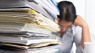 Почему бухгалтер не может и не должен вести кадровое делопроизводство