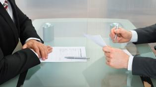 Вызвали в налоговую на допрос, что делать?