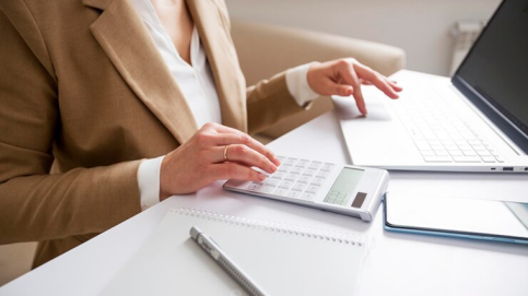 Налоги с ФОТ в 2026 году: сколько платят с зарплаты за сотрудников