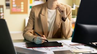 Как начислять и платить налоги с дивидендов в 2025 году