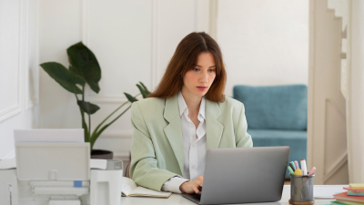 Кому подойдет бухгалтерский аутсорсинг: разбираем плюсы и минусы услуги